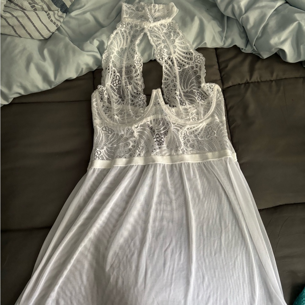 Elegant White Lace Halter Dress